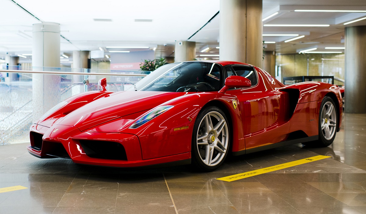 Fernando Alonso’s Personal Ferrari Enzo Sold at Auction: A Closer Look